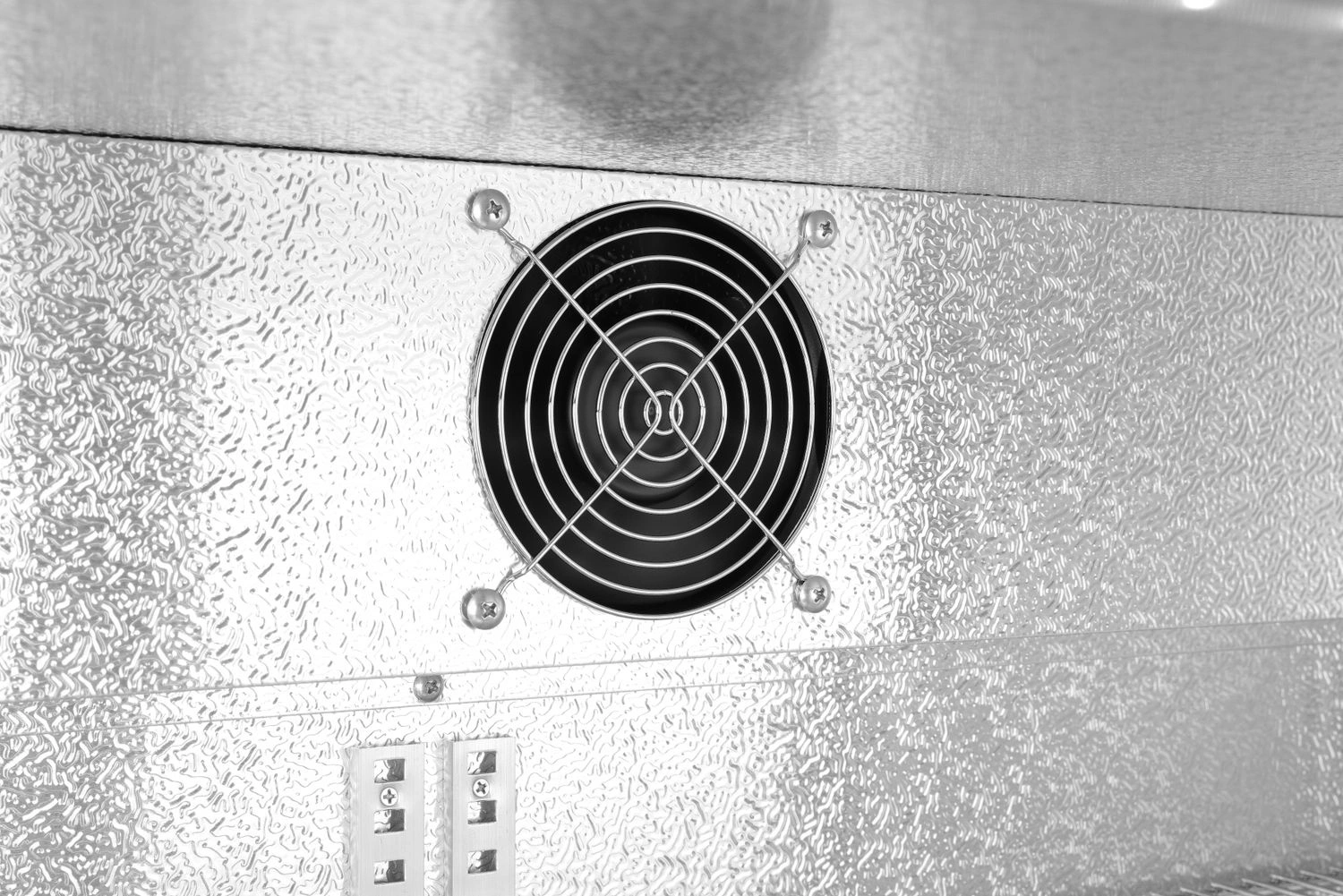 Lodówka barowa na napoje 2-drzwiowa 228 l, aluminium, czarna blacha | ARKTIC 233917