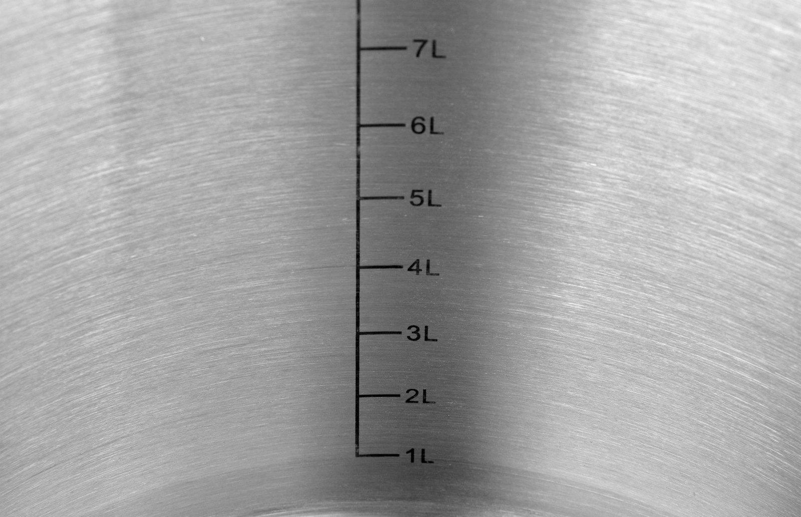 Garnek ze stali nierdzewnej wysoki - poj. 98l z pokrywką | YATO YG-00020