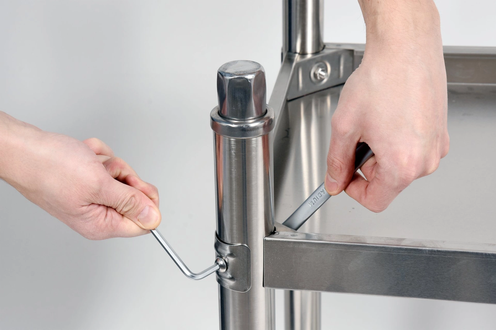 Stół roboczy nierdzewny z półką 100x70x85 cm | YATO YG-09031