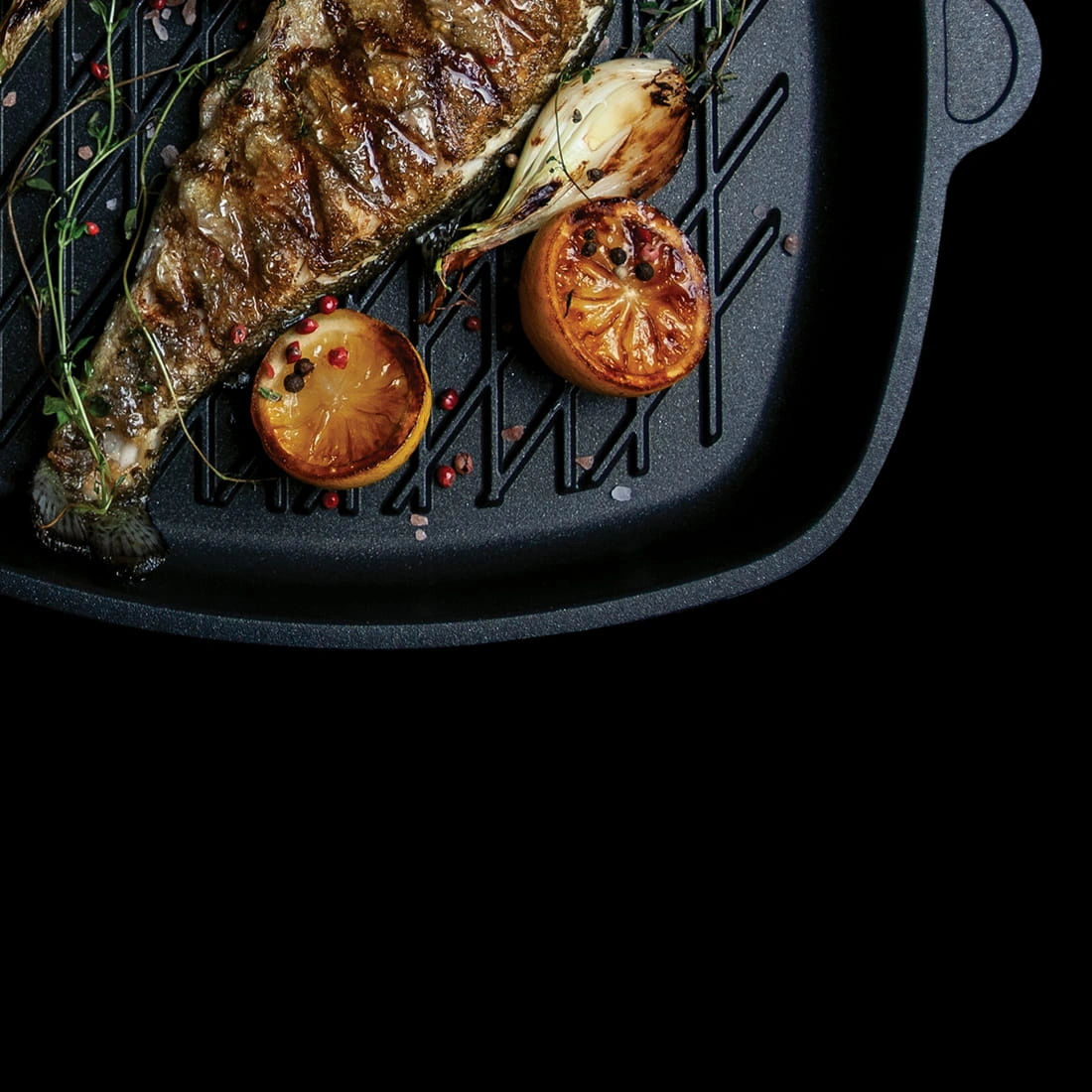 Patelnia grillowa do indukcji BBQ aluminiowa z powłoką nieprzywierającą, kwadratowa 28x28 cm | AMT I-E285 BBQ