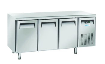 Stół chłodniczy 3-drzwiowy z agregatem bocznym, GN 1/1 | ARKTIC 236727