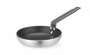 Patelnia aluminiowa z powłoką nieprzywierającą śr. 20 cm | HENDI 627600