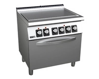 Kuchnia gastronomiczna elektryczna z płytą SOLID TOP i piekarnikiem elektrycznym | FAGOR C-E711
